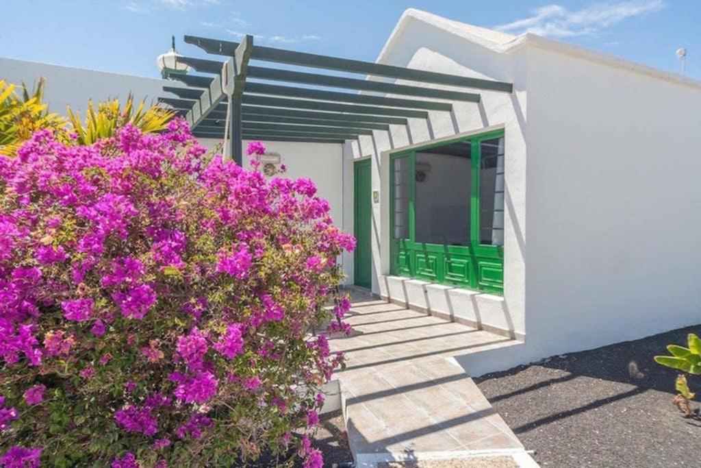 Bandama 14! 2 Bedroom Newly Renovated Bungalow, Los Pocillos, Puerto Del Carmen. Puerto del Carmen  Luaran gambar